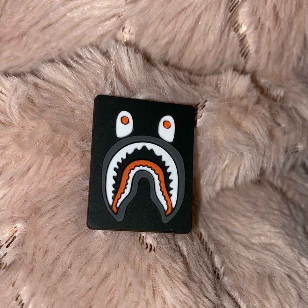 Bape Croc Charm 5/20$